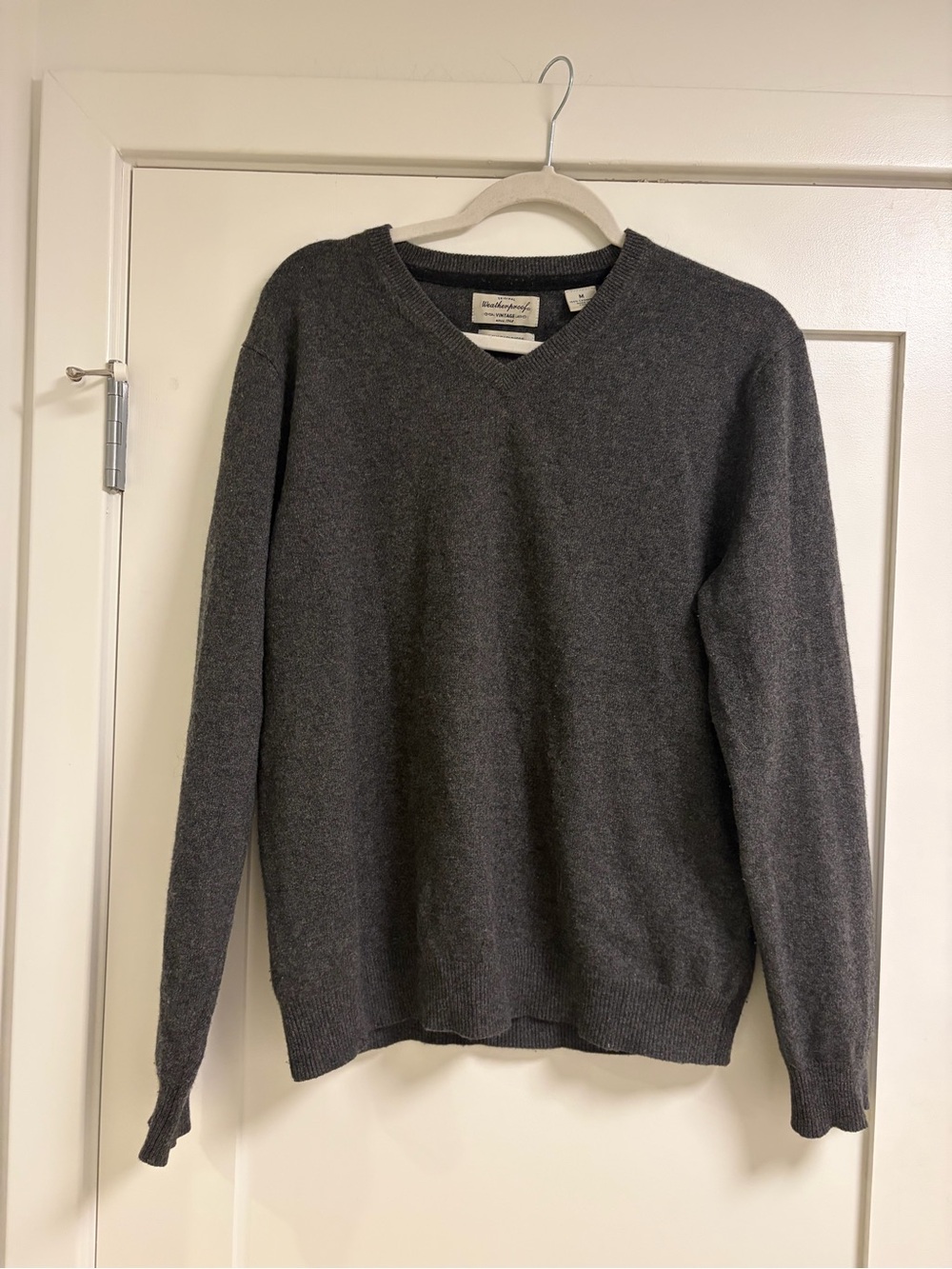 Weatherproof Women's V-Neck Sweater in Charcoal Gray